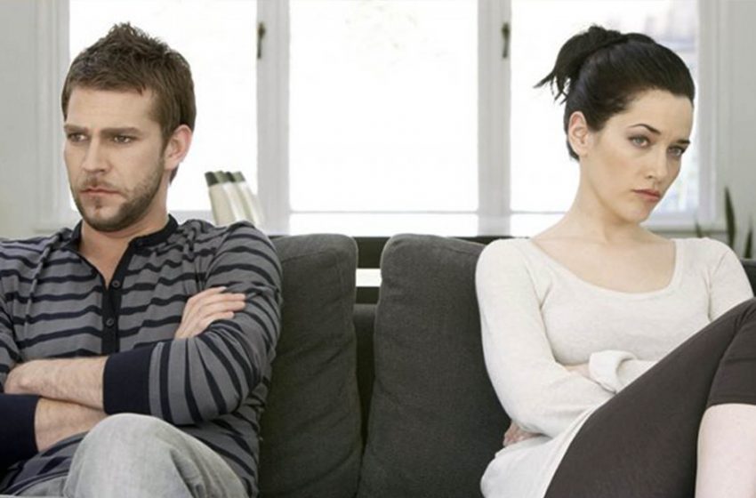  Ketahui Alasan Pasangan Menyembuyikan Masalahnya dari Anda
