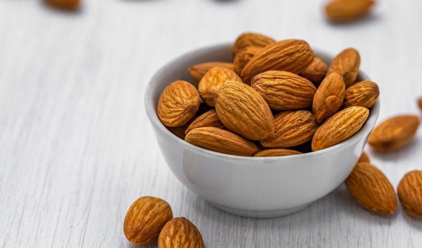  6 Manfaat Kacang Almond untuk Kehidupan Seks Anda