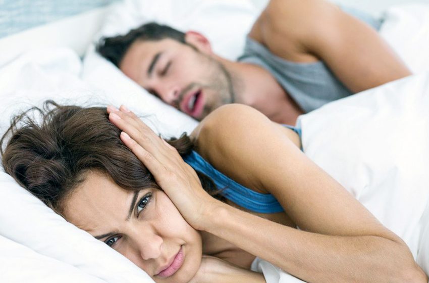  Setop Ganggu Istirahat Pasangan Anda, Begini Tips Mengatasi Ngorok saat Tidur