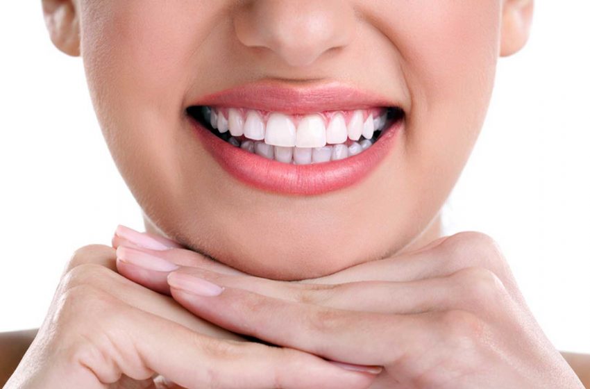  5 Cara Menghilangkan Plak pada Gigi, Mudah & Praktis!