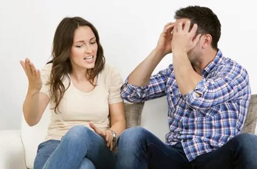  Cara Mengatasi Pasangan yang Moody Menurut Pakar
