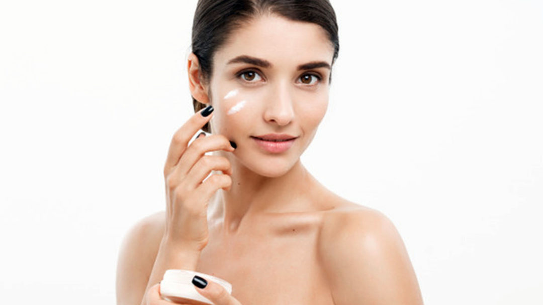 Mitos Penggunaan Produk Skincare