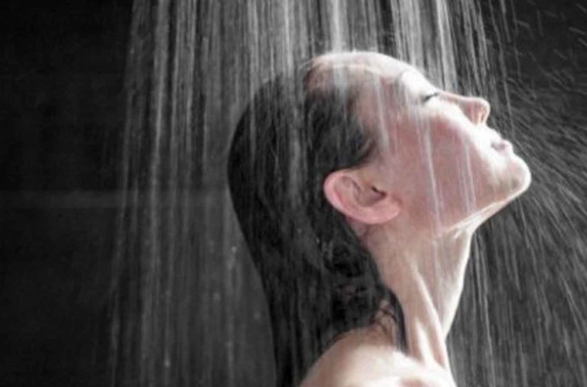  Simak Manfaat Mandi Malam dengan Air Hangat untuk Kesehatan