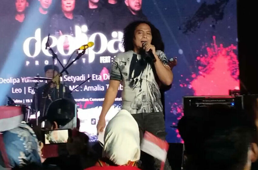  Konser Nyanyian Penyatu Negeri, Deolipa Project Sukses Hibur Masyarakat Bandung
