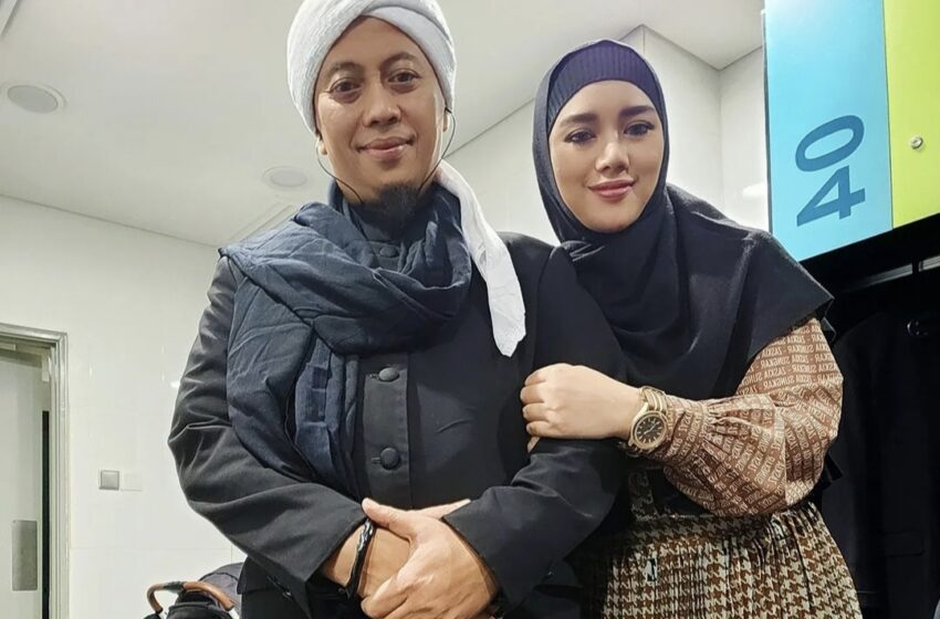  Bebi Silvana dan Opick Kompak Bantah soal Kabar Hancurnya Rumah Tangga Mereka