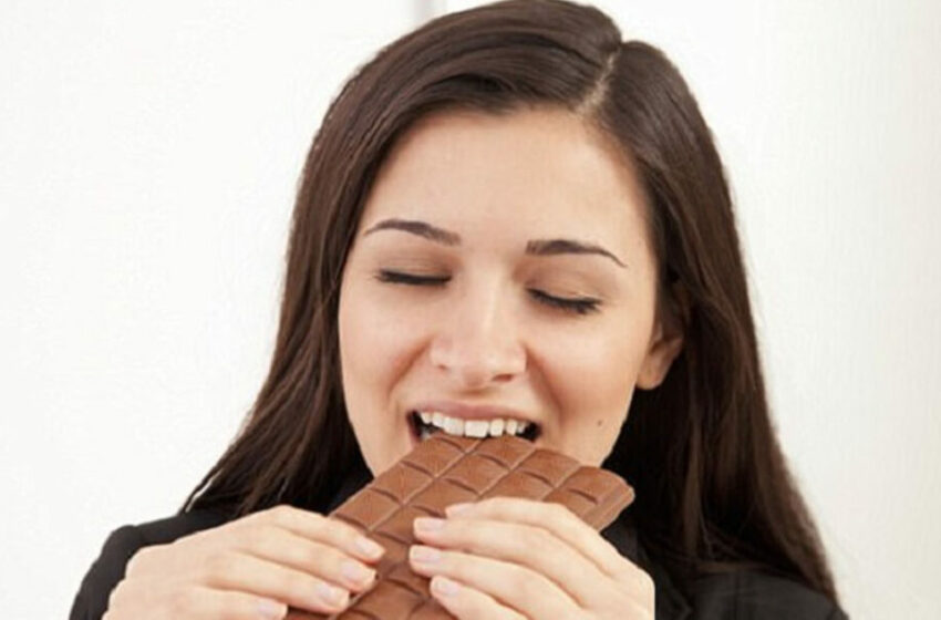  Tips Mengonsumsi Coklat yang Tepat Agar Gigi tidak Rusak