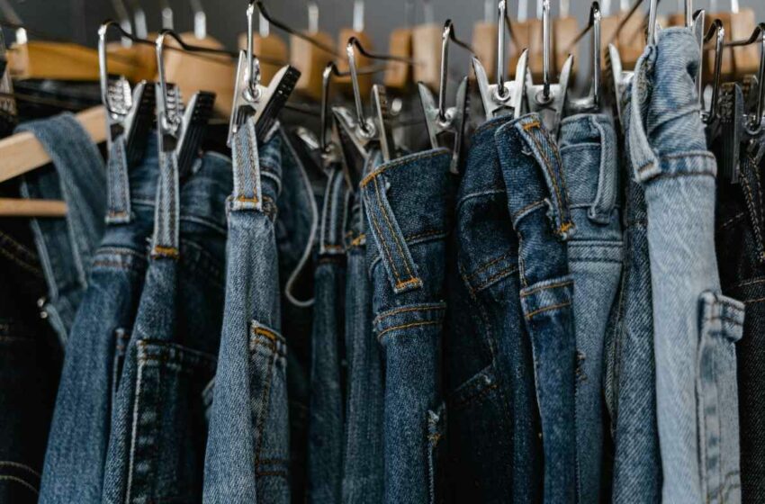  Jadi Fashion Andalan, Ini Seluk Beluk Celana Jeans