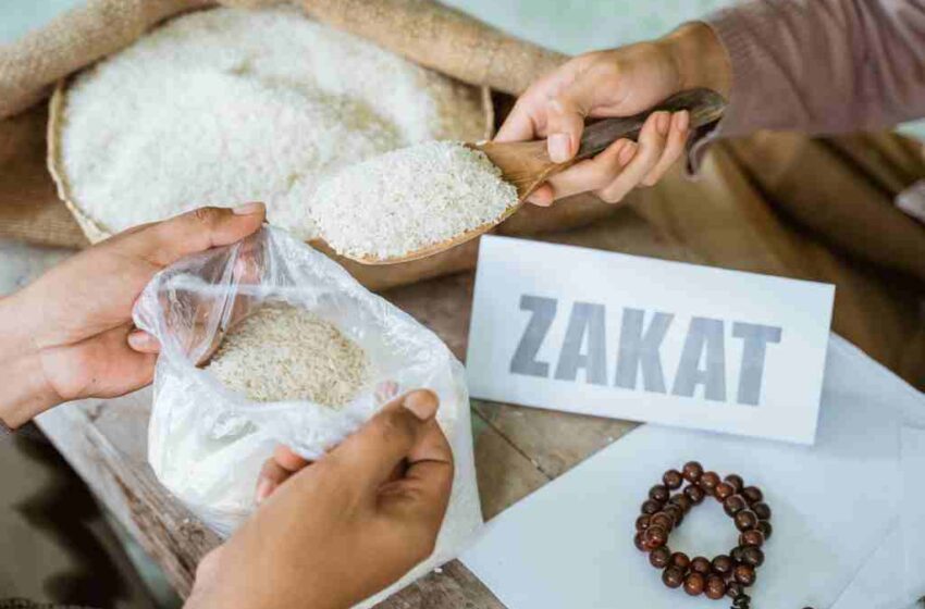  Keutamaan Zakat: Amal Mulia yang Diberkahi