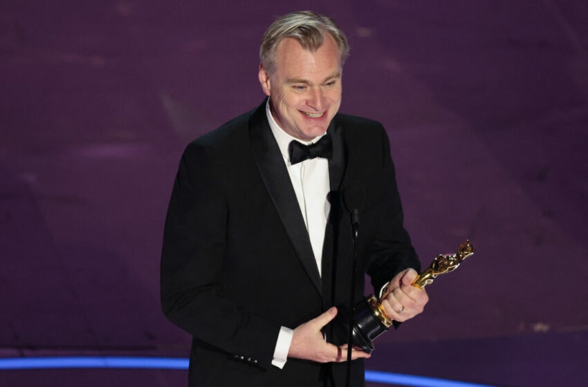  Christopher Nolan Raih Piala Oscar Pertama untuk Film Oppenheimer