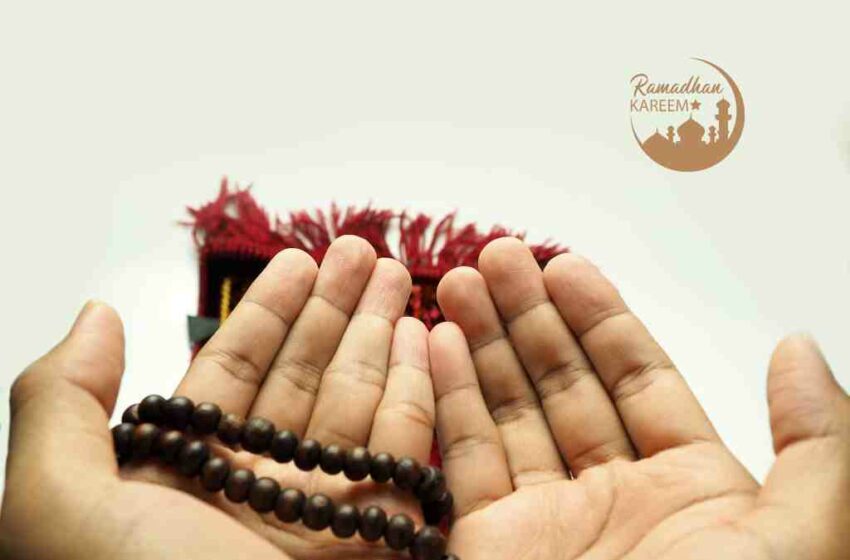  Waktu Paling Mantap untuk “Ngobrol” dengan Yang Maha Kuasa selama Ramadhan