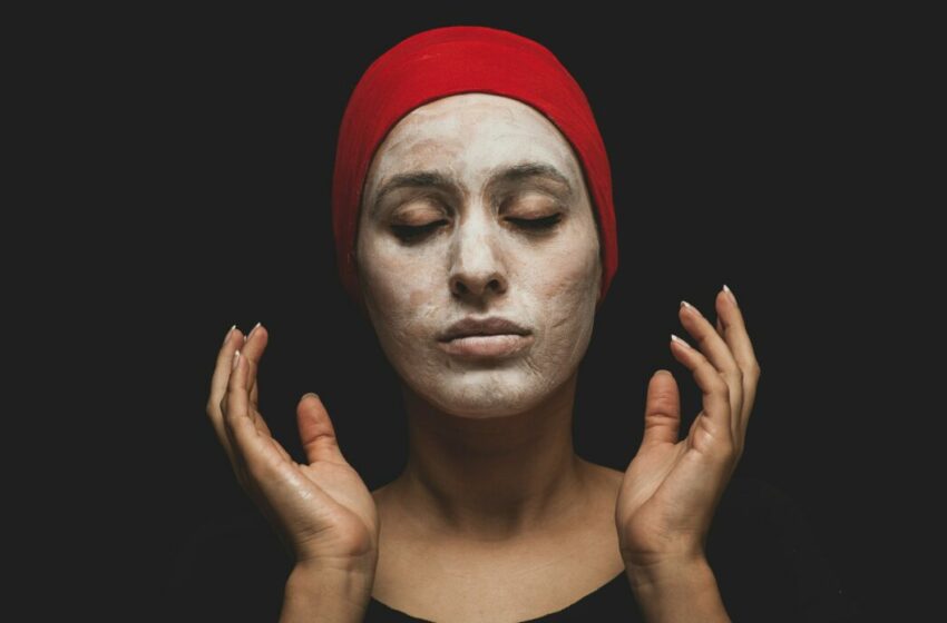  Tips Membersihkan Makeup dengan Efektif, Ini Rahasia untuk Kulit Bersih dan Sehat