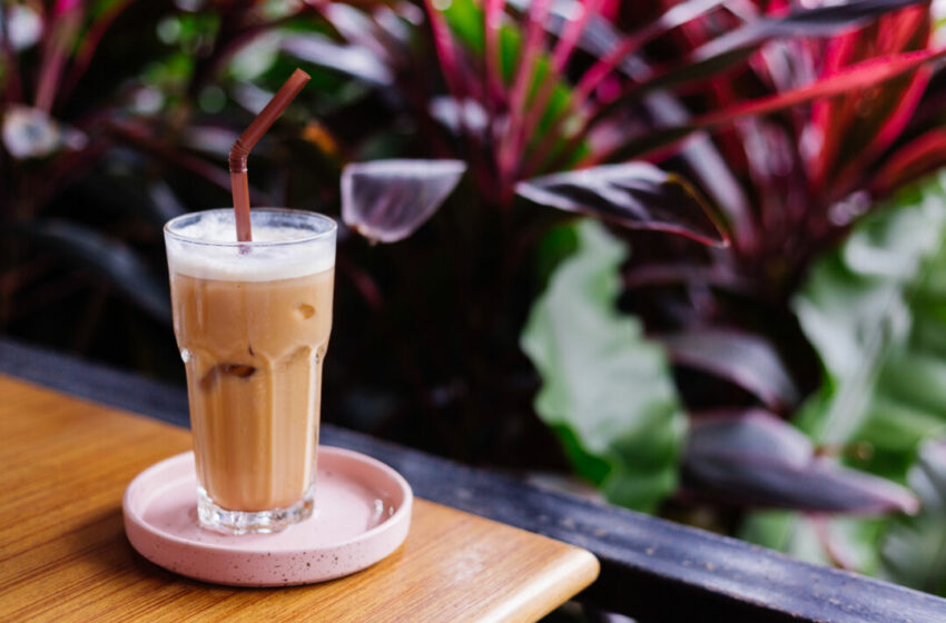  Pilih Thai Tea atau Teh Tarik? Ini Perbedaan Dua Minuman Teh Berbasis Susu yang Populer di Asia Tenggara