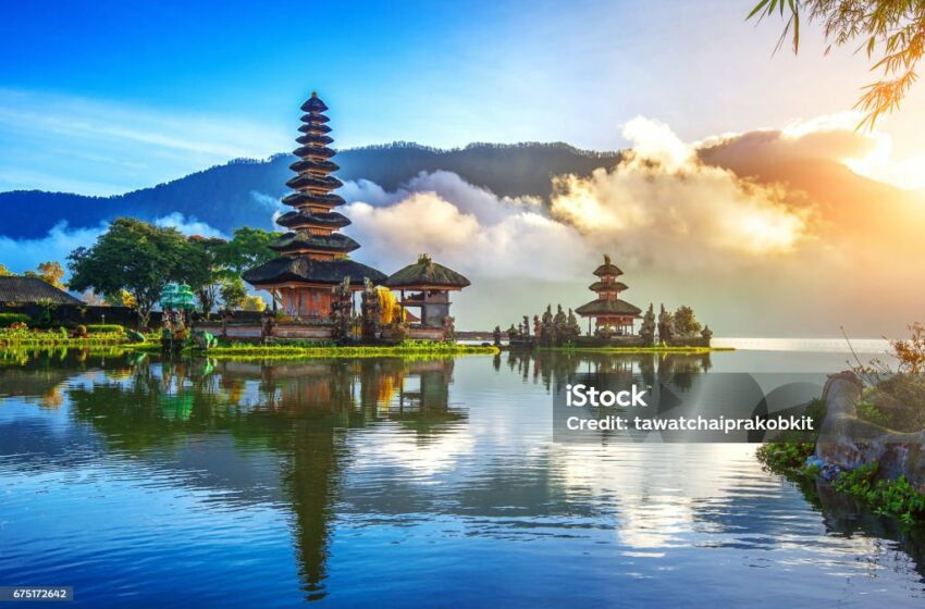  Ini Lima Destinasi Wisata Paling Populer di Indonesia yang Wajib Dikunjungi