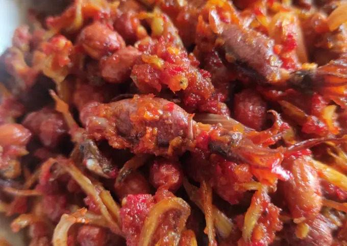  Menyajikan Kelezatan Sambal Cumi untuk Sahur yang Menggugah Selera