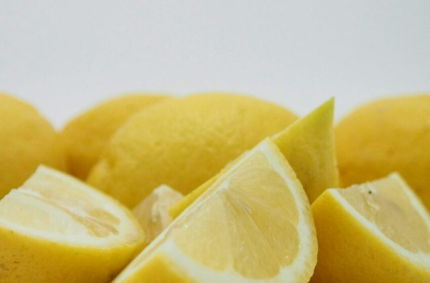  Manfaat Menakjubkan Meminum Air Perasan Lemon Pagi Hari