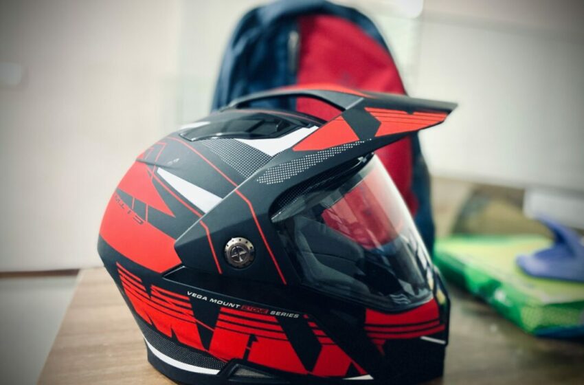  Simak Tips Mencuci Helm yang Benar dan Bisa Kamu Lakukan Sendiri