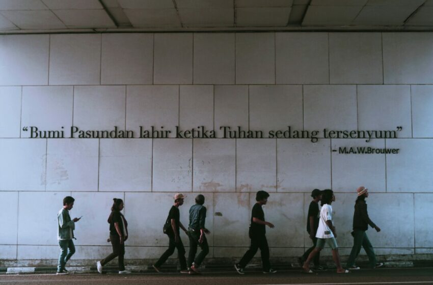  Belum Lengkap Rasanya, Jika ke Bandung Tidak Belajar Bahasa Sunda