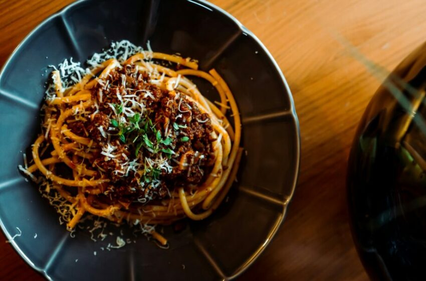  Nikmatnya Spaghetti Bolognese, Resep Tradisional yang Mudah dan Lezat