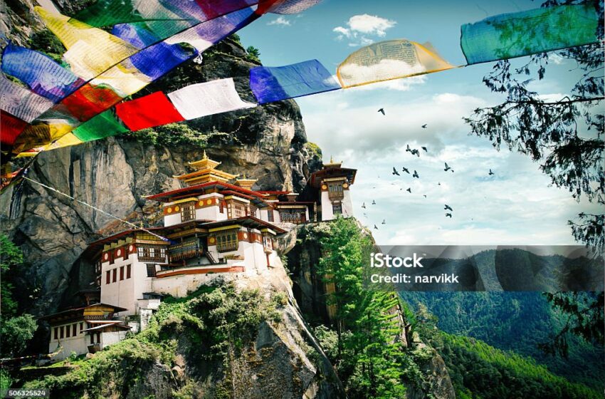  Mengenal Bhutan, Negeri Bahagia di Himalaya