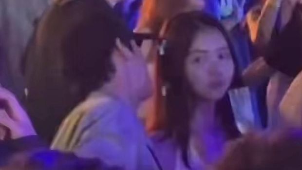  Romansa atau Kebetulan? Kim Soo Hyun dan Lim Na Young Terlihat Bersama di Festival Musik