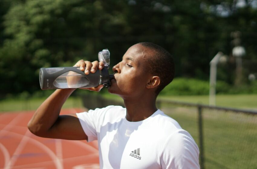  Menjaga Pola Hidup Sehat, Ini Tips Teratur Minum Air Putih Setiap Hari
