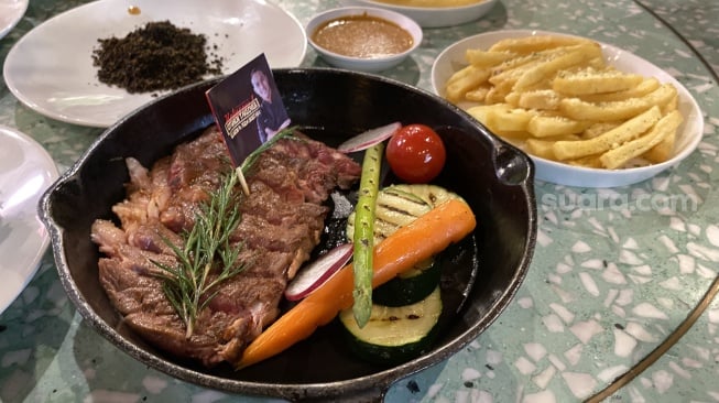  Nikmati Steak Tanpa Khawatir Gemuk, Tips dari Chef Yuda Bustara yang Wajib Dicoba