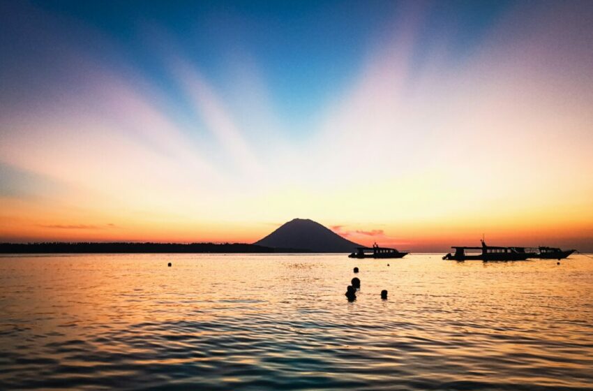  Pesona Bunaken Menyelam di Surga Bawah Laut Indonesia