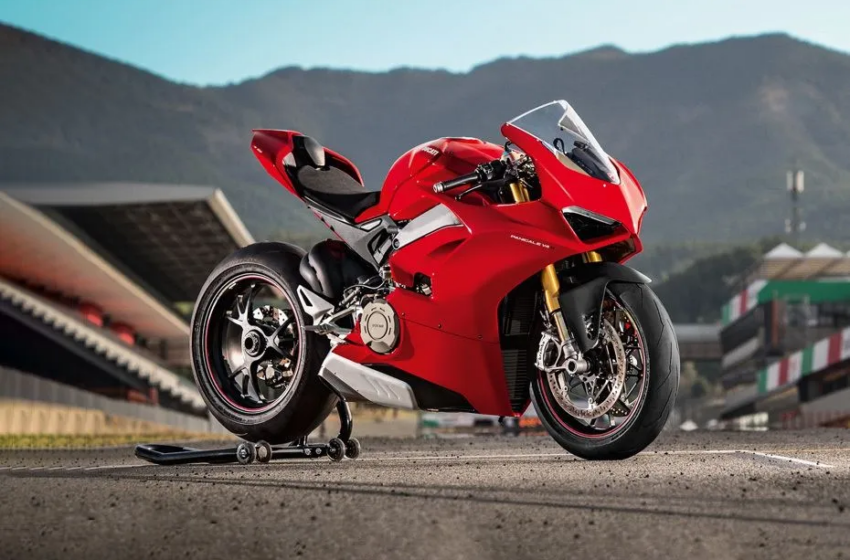  Sneak Peek Ducati Panigale V4 Terbaru, Inovasi dan Perubahan Menarik