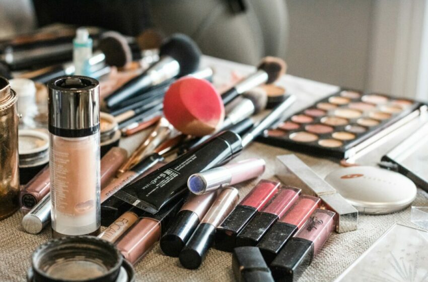  Cara Menggunakan Cushion Make Up yang Tepat