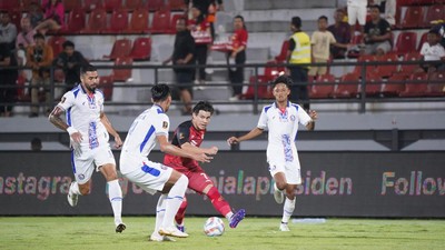  Duel Sengit Persija Jakarta dan Arema FC Berakhir Imbang 2-2 di Piala Presiden 2024