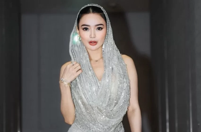  Wika Salim Klarifikasi Isu Operasi Plastik