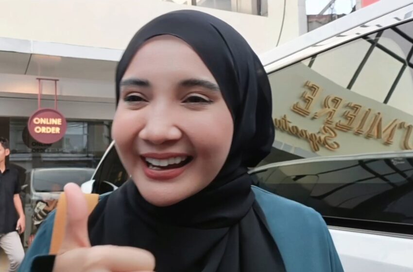  Zaskia Sungkar Cerita tentang Proses Bayi Tabung untuk Anak Kedua