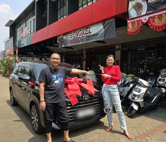  Kimberly Ryder Dapat Mobil Mewah dan BBM Gratis, Begini Ceritanya