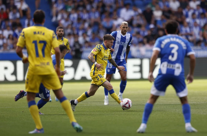  Las Palmas Terkapar, Alavés Menang Telak 2-0