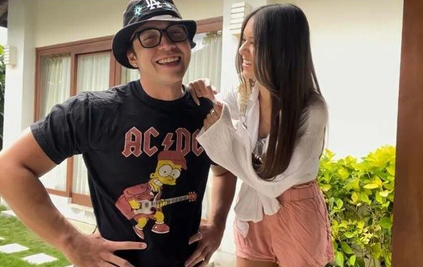  Stefan William Klarifikasi Pernikahan dengan Ria Andrews