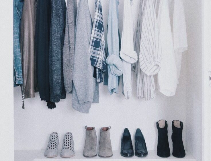  Capsule Wardrobe, Rahasia Gaya Minimalis yang Timeless