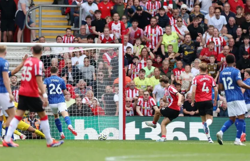  Southampton Terluka di Detik Terakhir