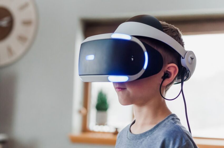  Belajar Asyik: Masuki Dunia Kelas Virtual dengan VR