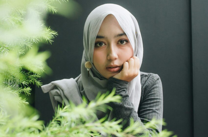  Tips Memilih Corak Hijab yang Sesuai dengan Bentuk Wajah Kamu