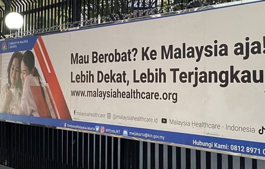  Poster Sindiran Malaysia, Biaya Berobat Indonesia Disorot Netizen