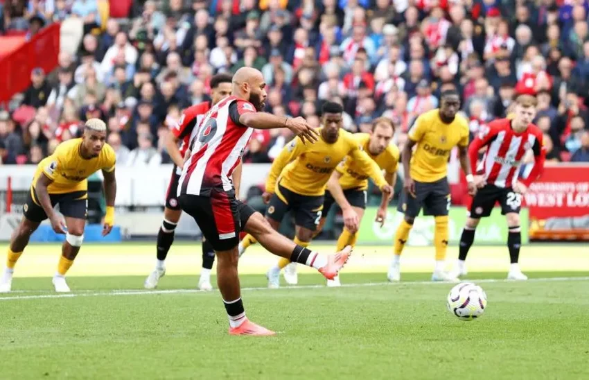  Brentford Tundukkan Wolves di Laga Penuh Gol, Kemenangan Perdana Sejak Agustus