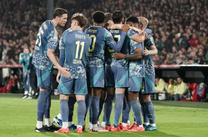  Ajax Akhiri Rekor Tak Terkalahkan Feyenoord