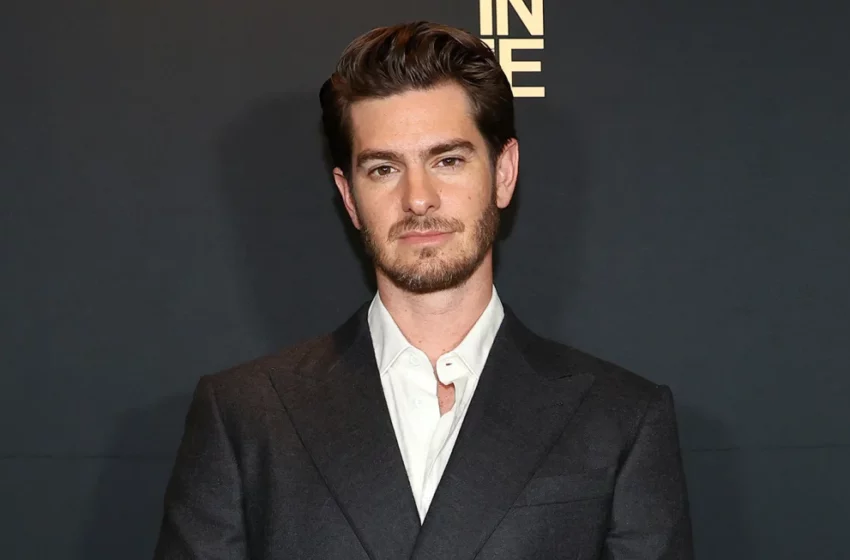  Chemistry Andrew Garfield dan Florence Pugh Memukau