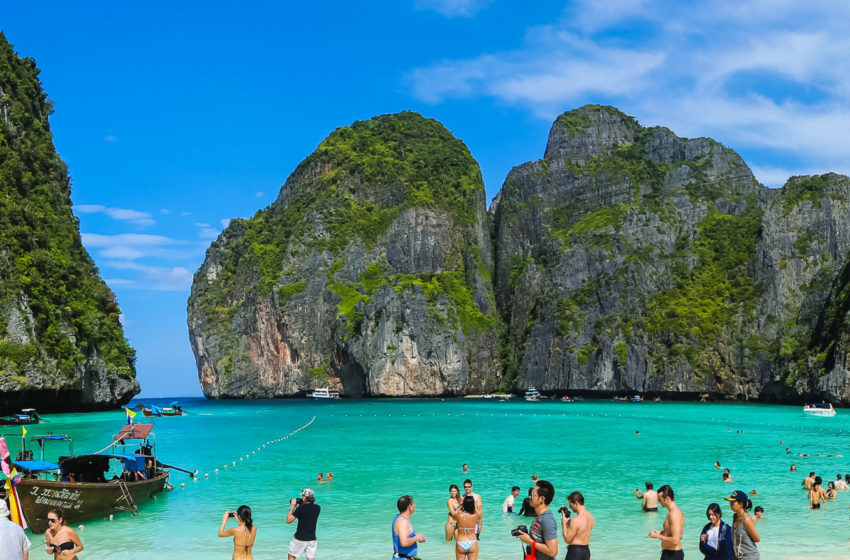  Jelajahi Thailand lewat Hutan, Kota, Pantai, dan Kuliner Lezatnya