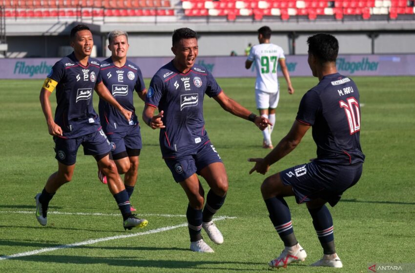  Arema FC Raih Kemenangan Dramatis Atas Barito Putera