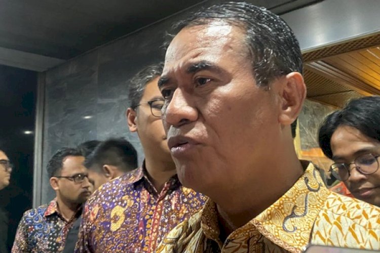  Mentan Janjikan Rp 10 Juta bagi Petani Milenial