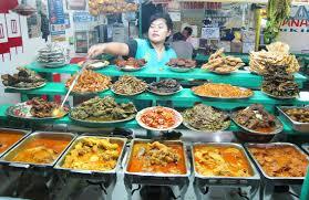  Keunikan Penyajian Nasi Kapau di Bukittinggi