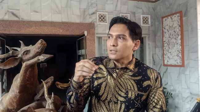  Lucky Hakim Deklarasikan Kemenangan di Pilbup Indramayu