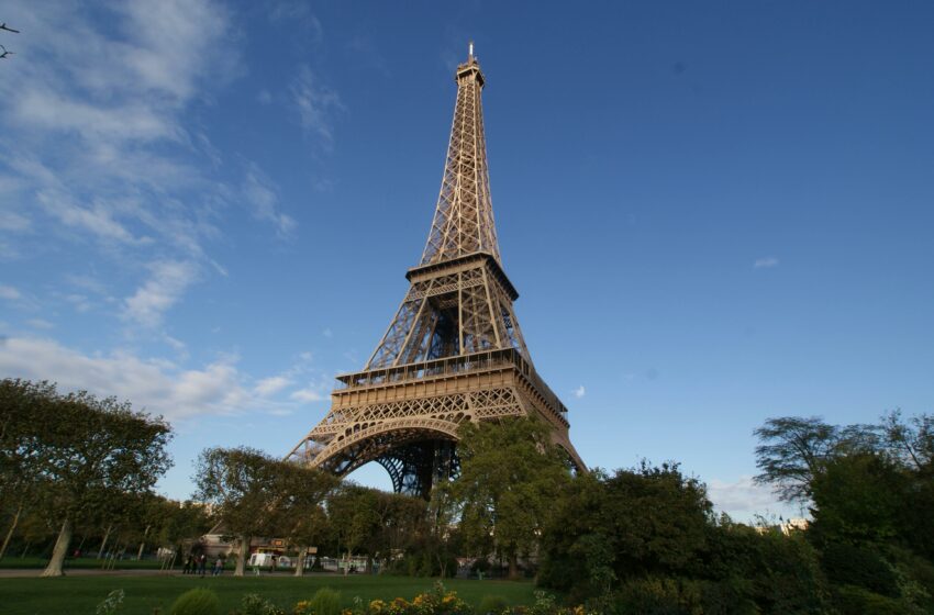  Fakta Menarik Menara Eiffel, Lebih dari Sekadar Menara