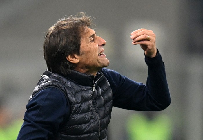  Conte Murka dengan VAR, Napoli Tahan Imbang Inter